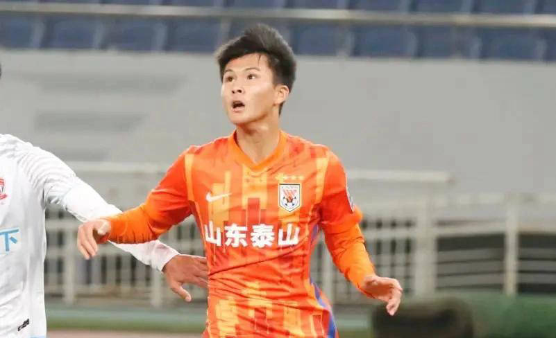 中超处子球！陈泽仕精彩贴地斩，瓦科助攻闫炳良见证，全队狂喜庆祝